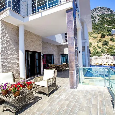 Villa Mona